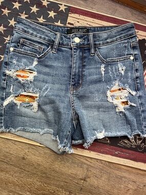 Judy Blue Medium Wash Distressed Denim Shorts with Orange Patch Detail